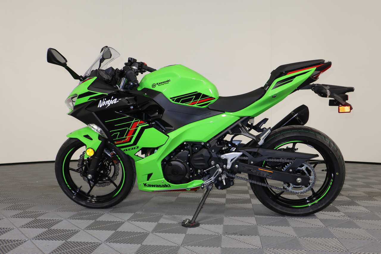 Which NINJA 400 Exhaust Would YOU Choose?! 